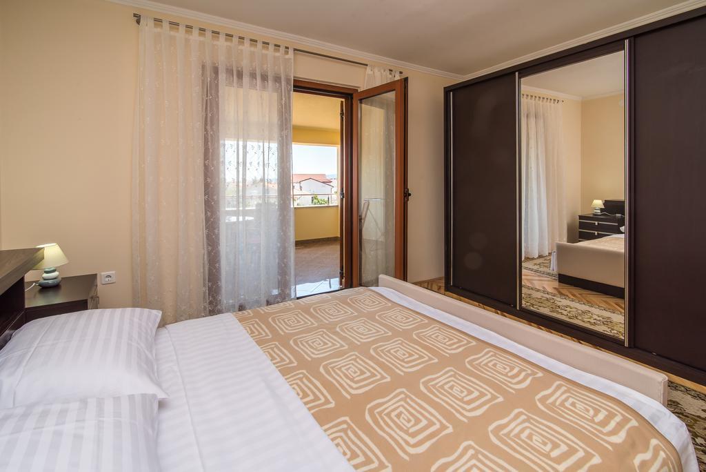 Apartman Slavko Krk Town Εξωτερικό φωτογραφία